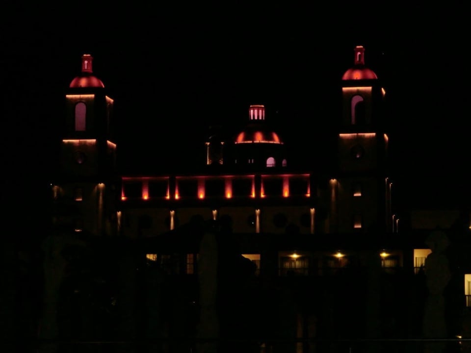 Bei Nacht Lopesan Villa del Conde Resort & Thalasso