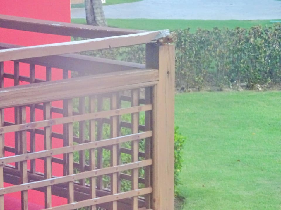 Vergammeltes Balkongeländer Punta Cana Princess All Suites Resort & Spa