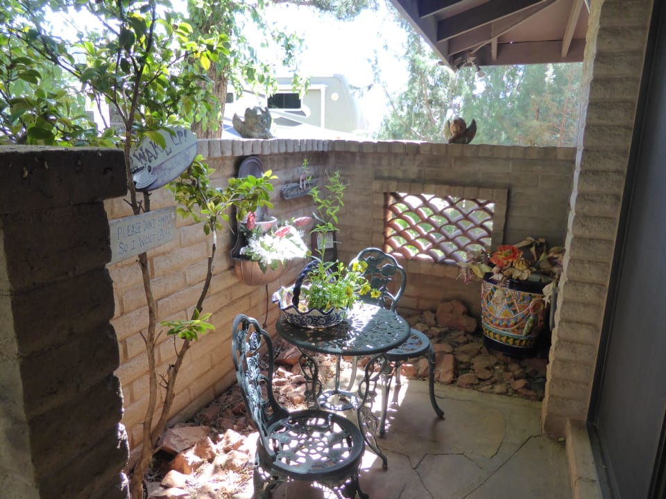 Kleine Privatterrasse B&B Grace's Secret Garden