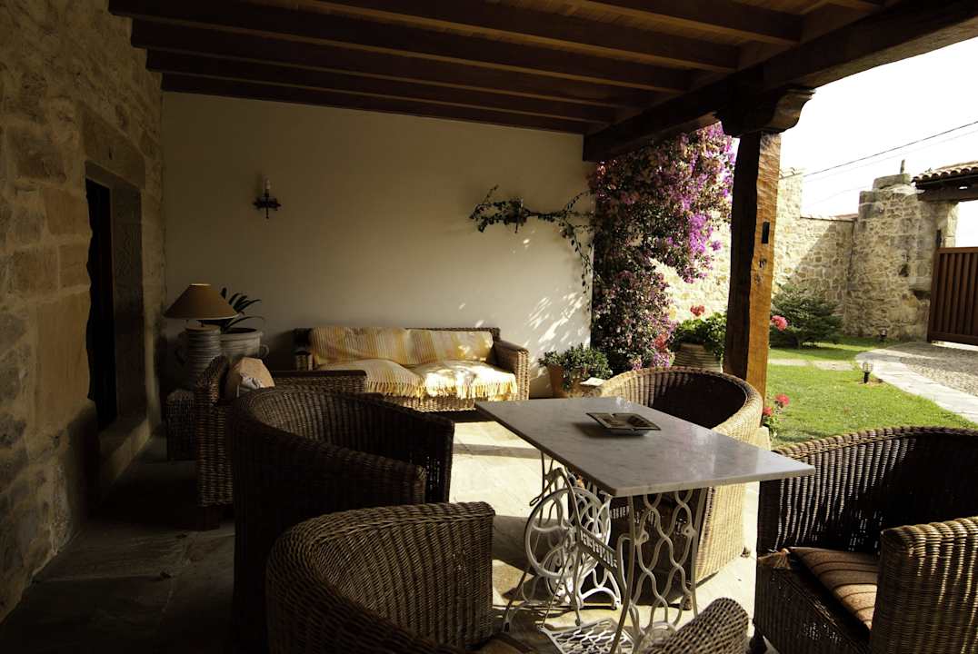 Porche principal Hotel Posada La Casona de Los Güelitos