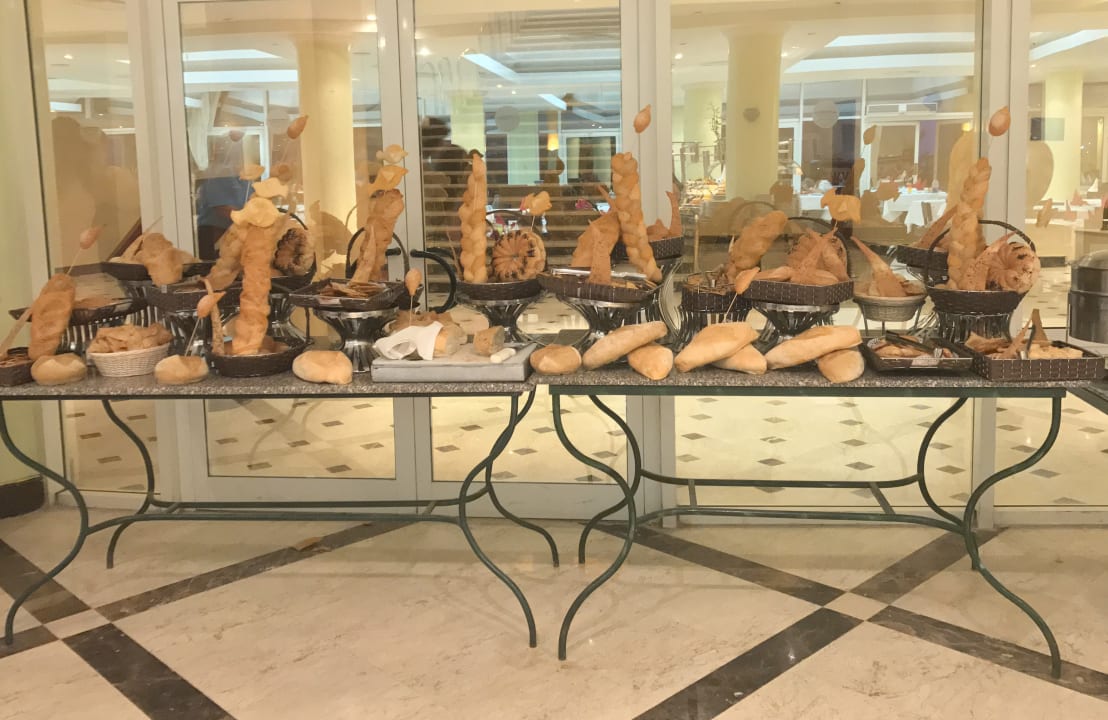 Restaurant Malikia Resort Abu Dabbab