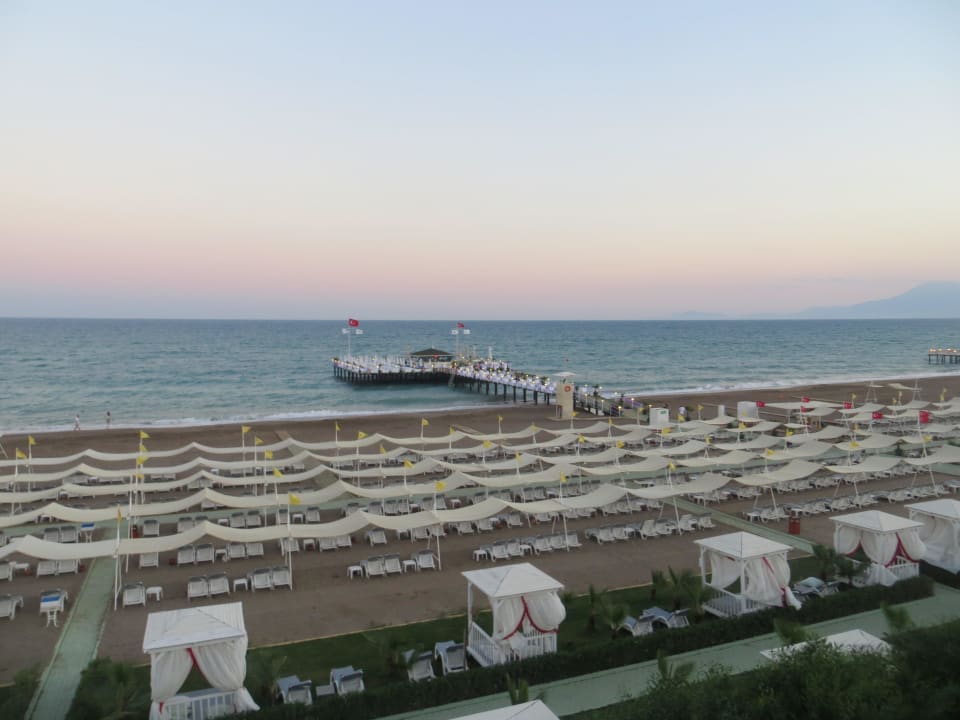 Strand am Abend Hotel Delphin Imperial