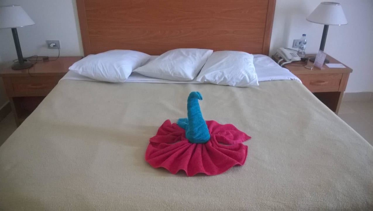 Приятности от уборщиков Riviera Aqua Park Resort