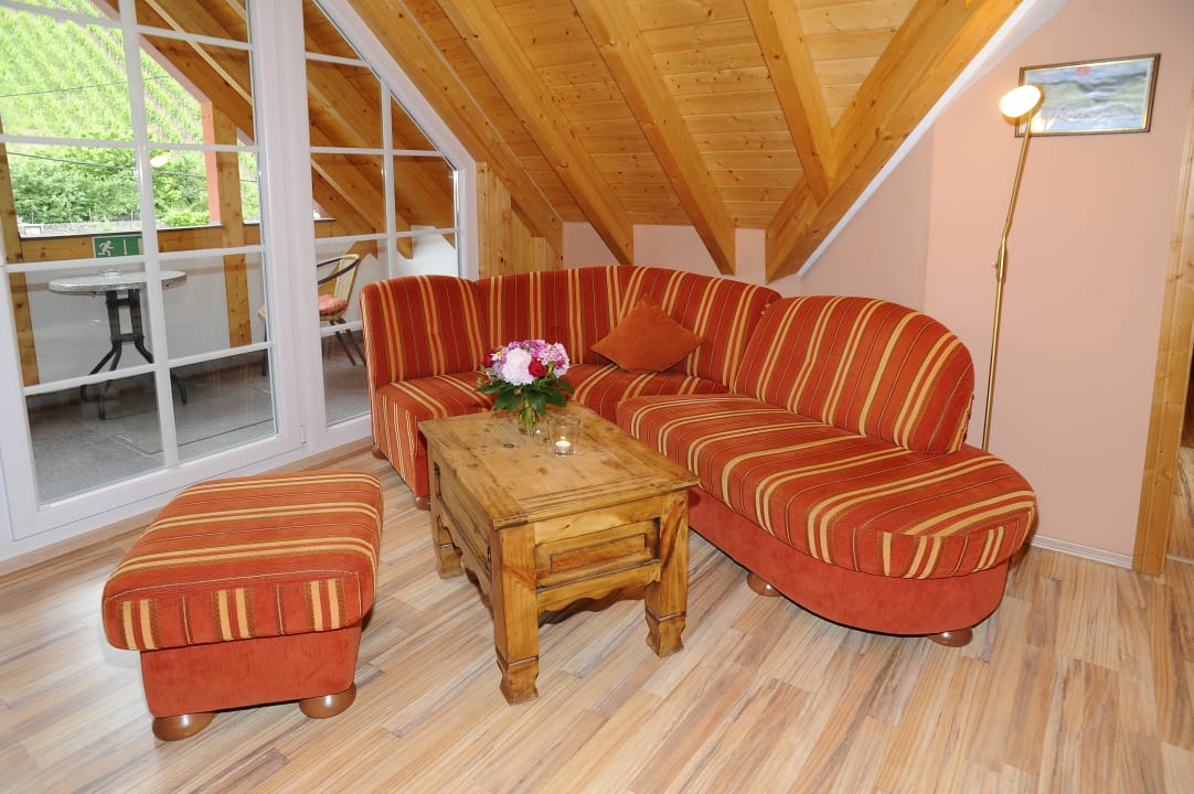 Zimmer Ferienweingut Gutshof Zenz