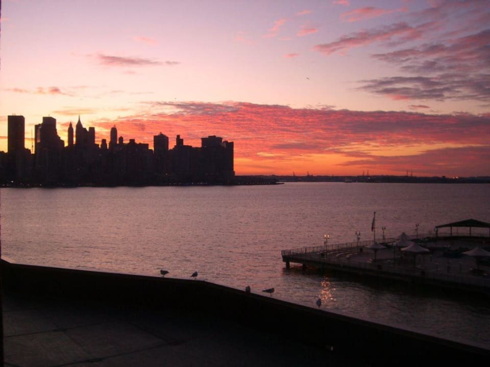 Manhattan Sunrise  Hyatt Regency Jersey City On The Hudson
