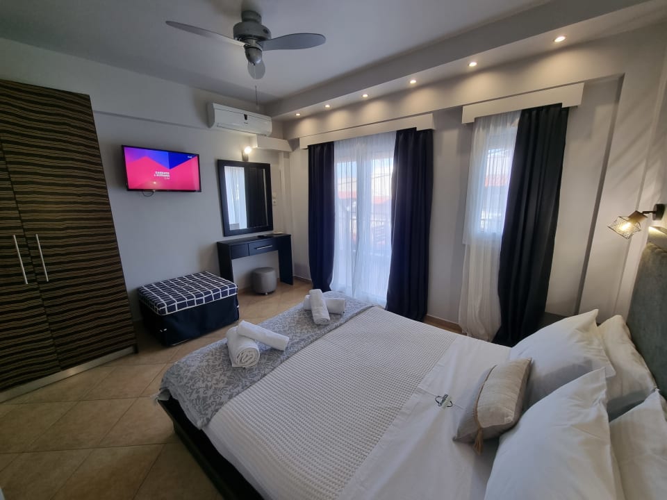 Zimmer GreenHill Holiday Suites Sarti