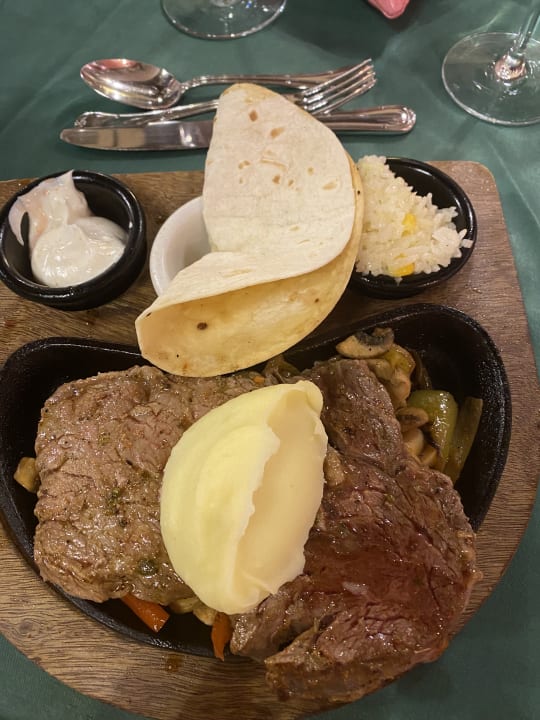 Gastro Sunis Evren Beach Resort Hotel & Spa