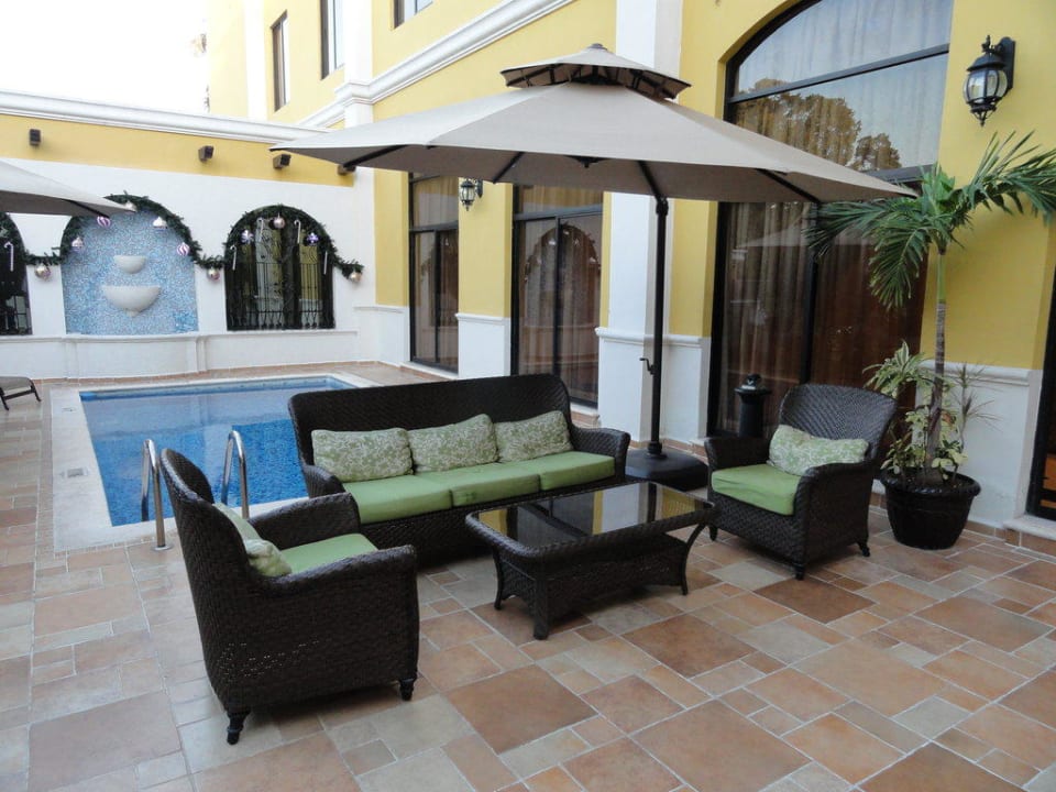Innenhof mit winzigem Pool Hotel Plaza Campeche