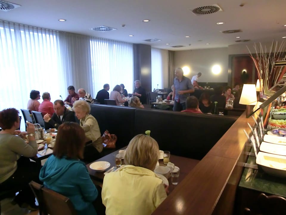 Frühstücksraum NH Köln Altstadt