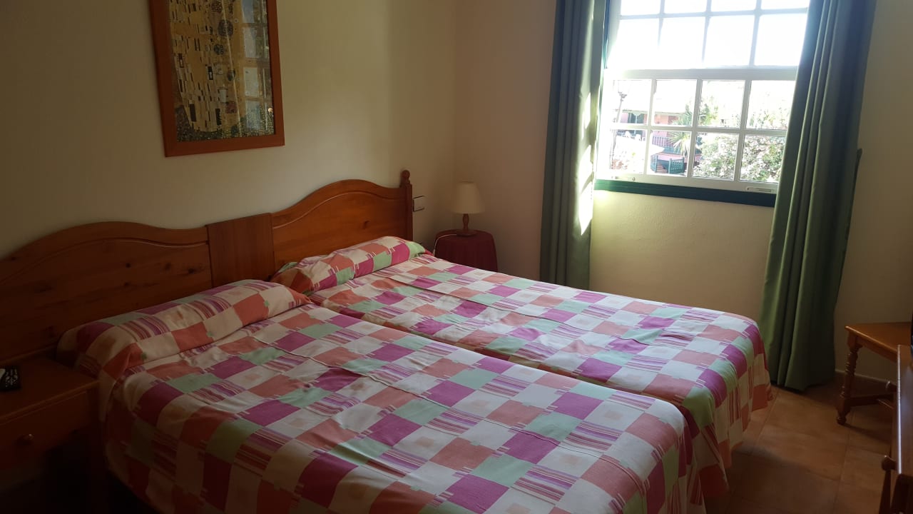 Zimmer Apartamentos Oasis San Antonio