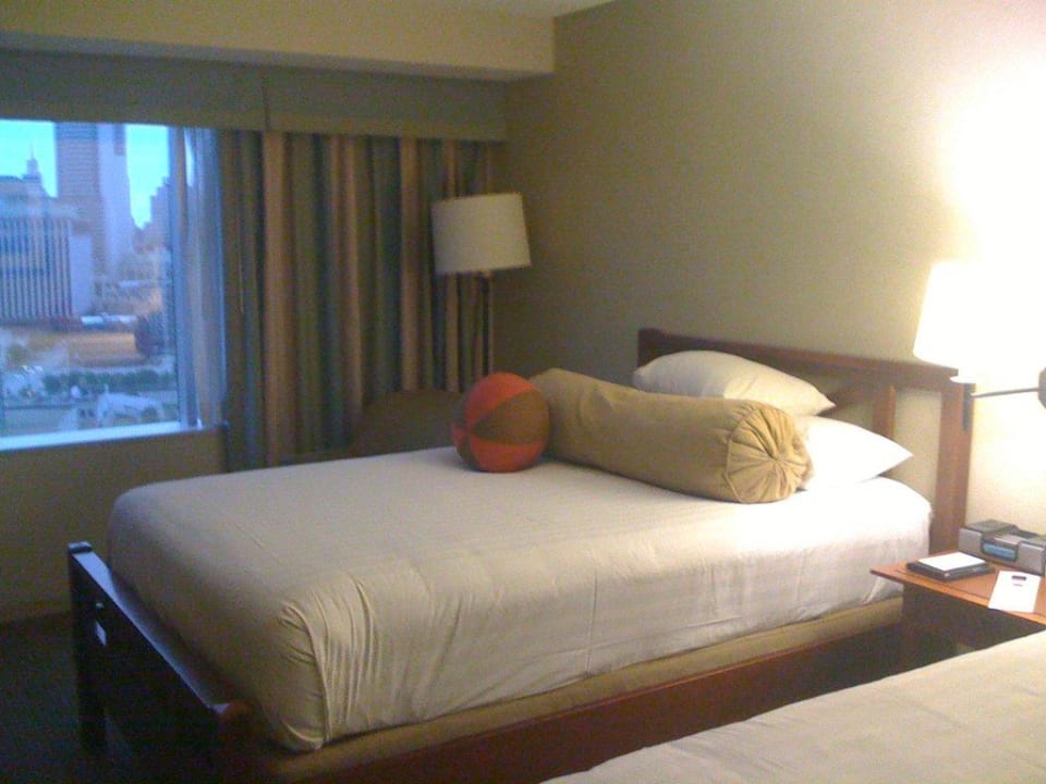Bett vor Skyline Hotel Hyatt Regency Dallas