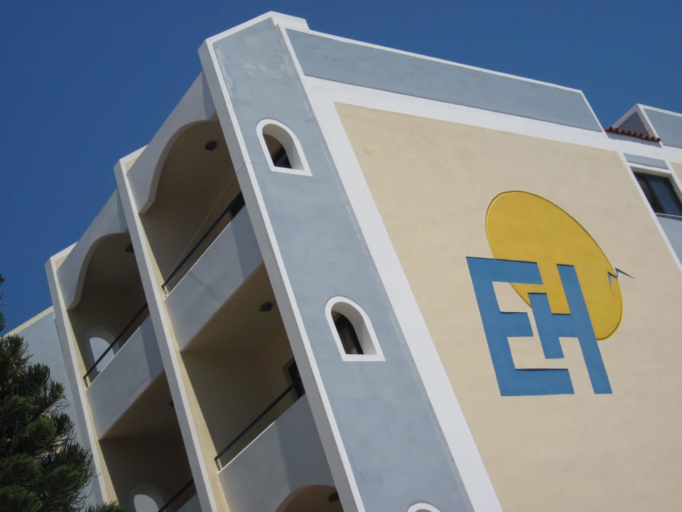 Fassade Hotel Elektra Beach