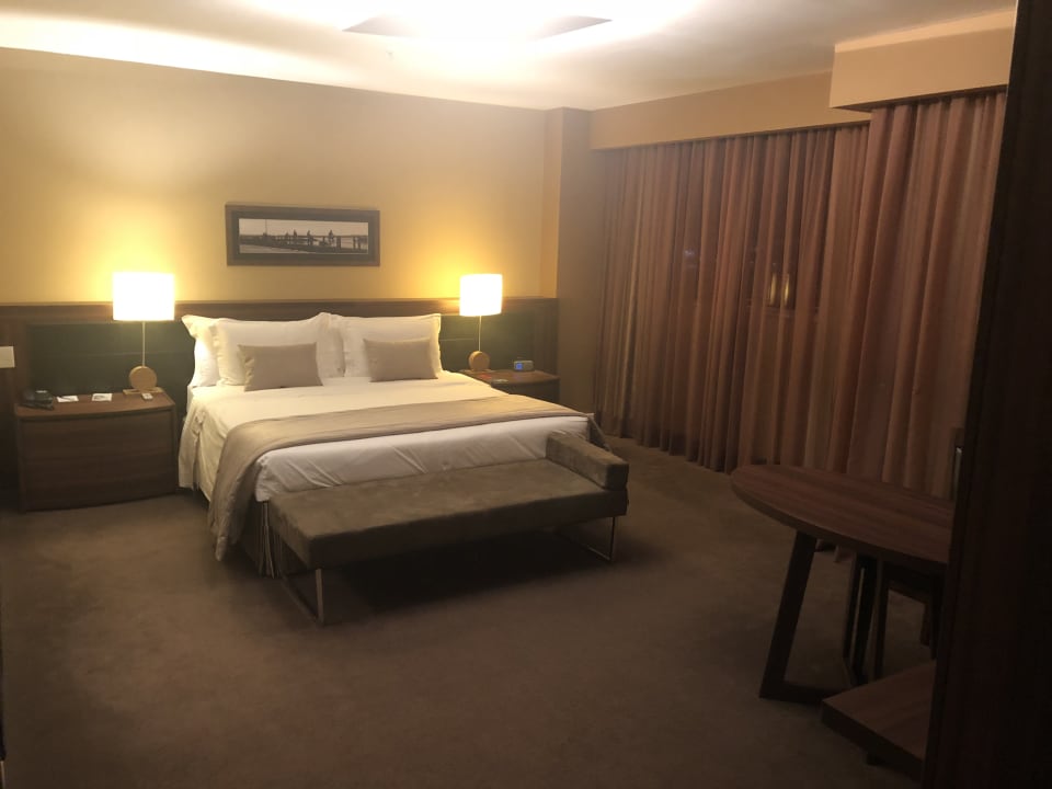 Zimmer Hotel Golden Tulip Porto Vitoria