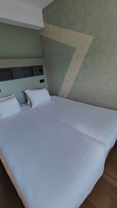 Zimmer ibis budget Manchester Airport