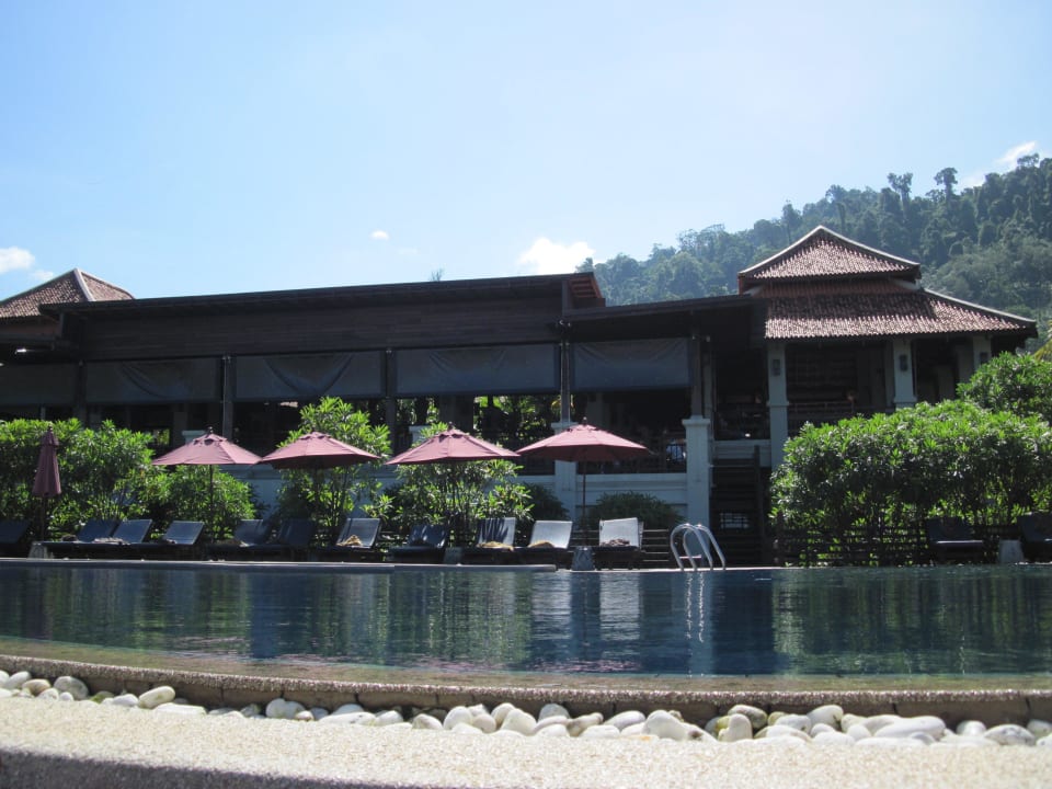 Pool - Blickrichtung Restaurant Khaolak Laguna Resort