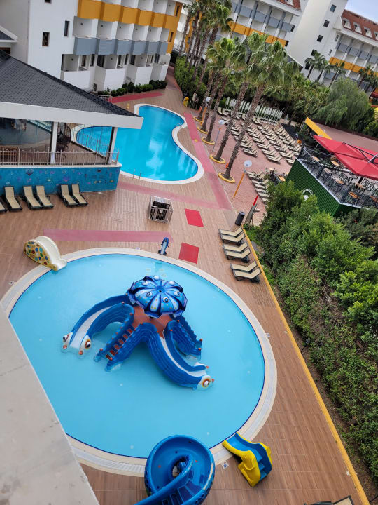 Pool Hane Family Resort