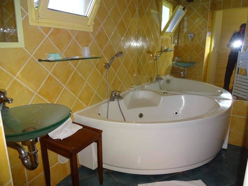 Nasszelle Hotel Le Tsilaosa