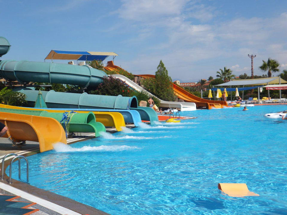 Aquapark VONRESORT Golden Beach