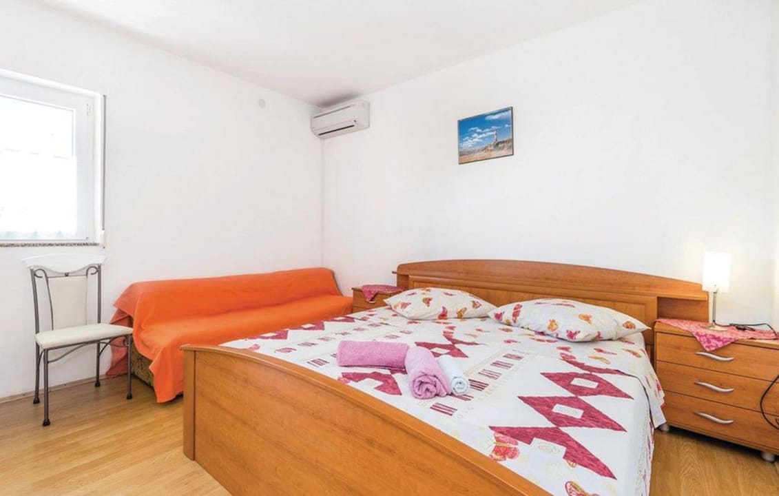 Zimmer Ferienhaus Perkic 2 Wohnungen