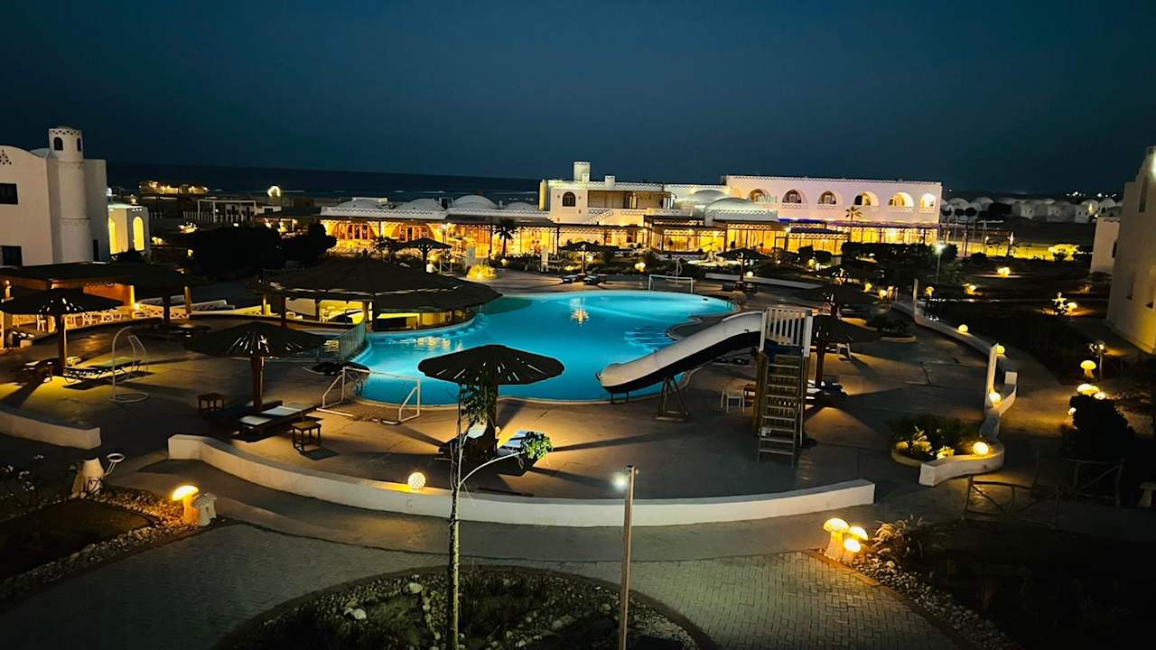 Außenansicht Beach Safari Nubian Resort