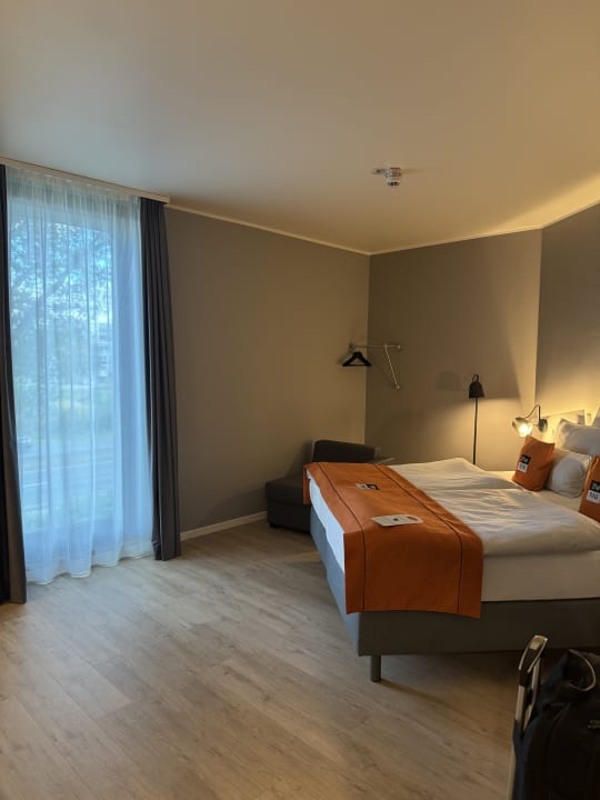 Zimmer Holiday Inn - the niu, Hub Dusseldorf Messe