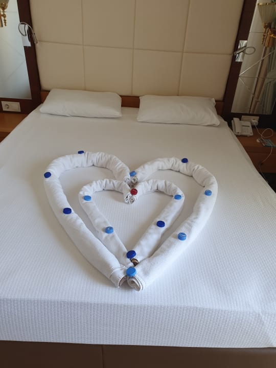 Zimmer Dream World Aqua Hotel