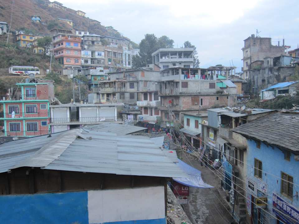 Ausblick von Seitenbalkon Richtung Stadt Bhutani Hotel