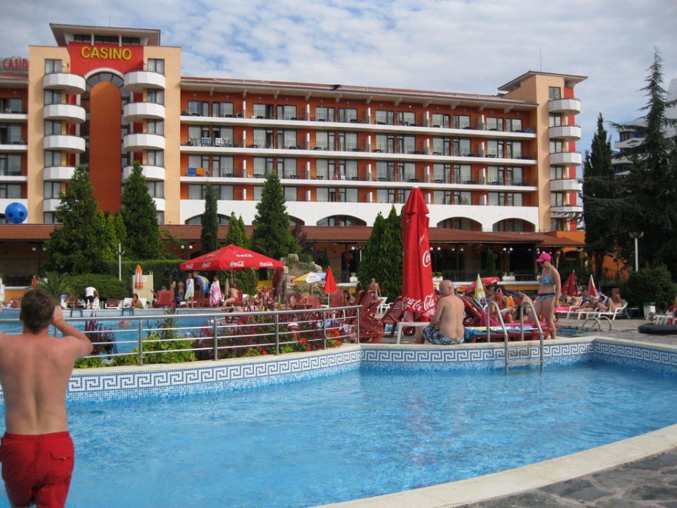 Sicht vom Pool Hotel Hrizantema