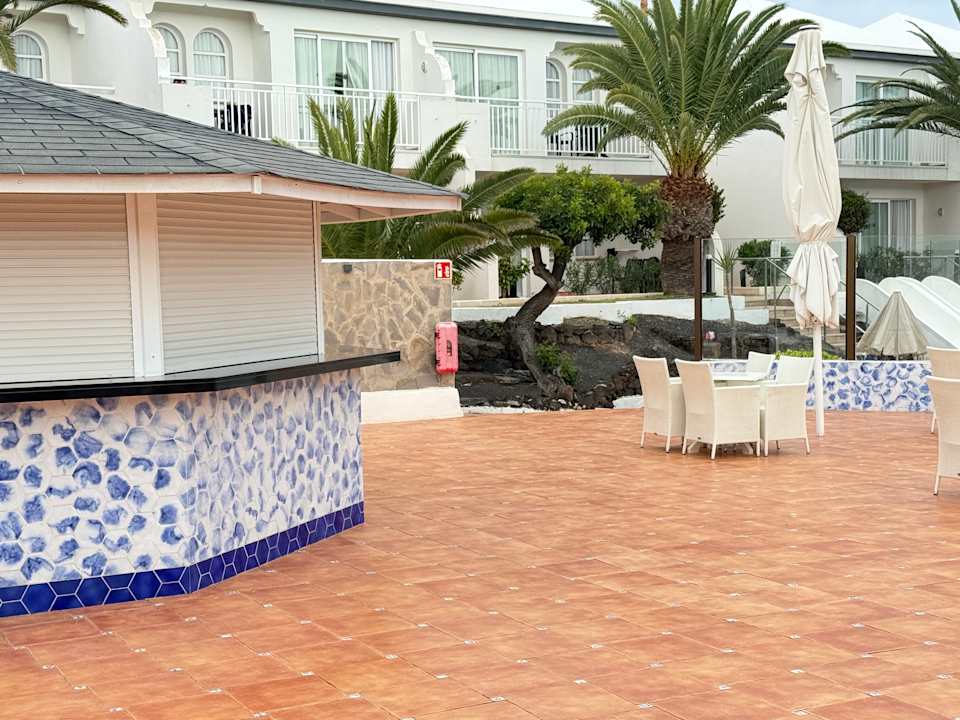 Pool H10 Ocean Suites