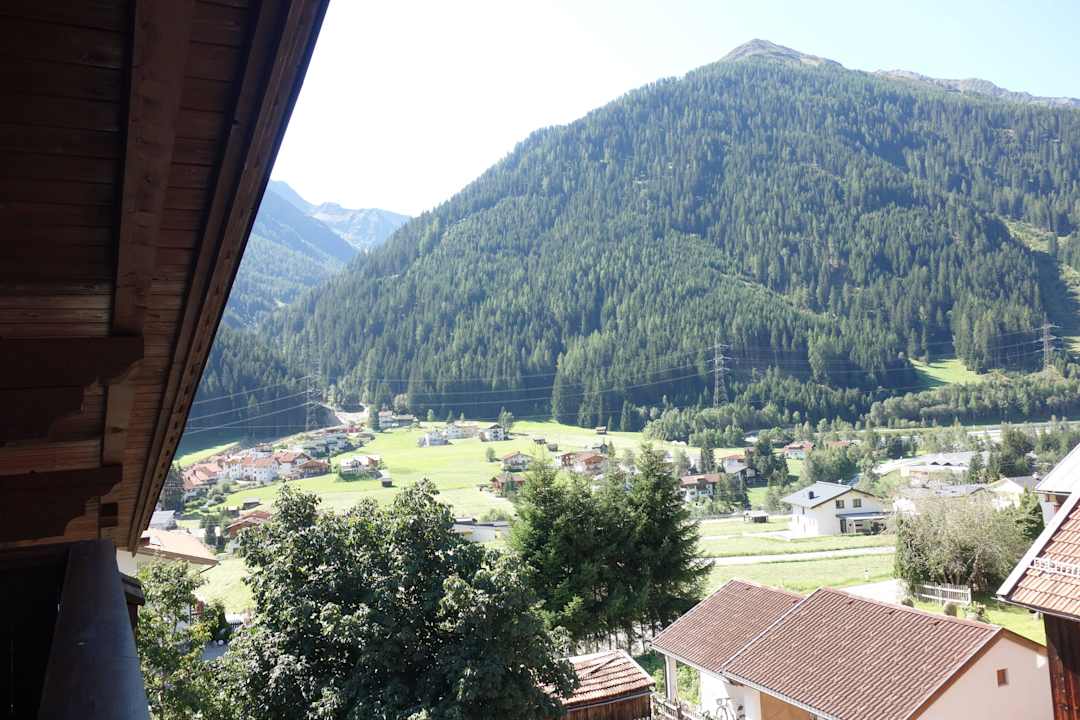 Vom Balkon / view from balcony Appartement Brunnenhof