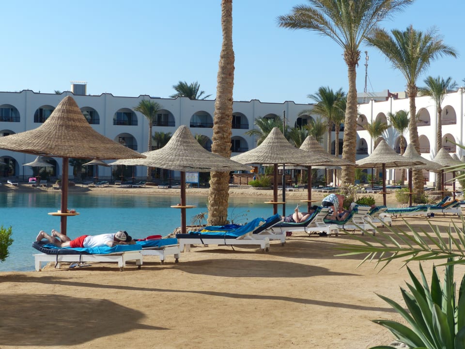 Strand Arabia Azur Resort