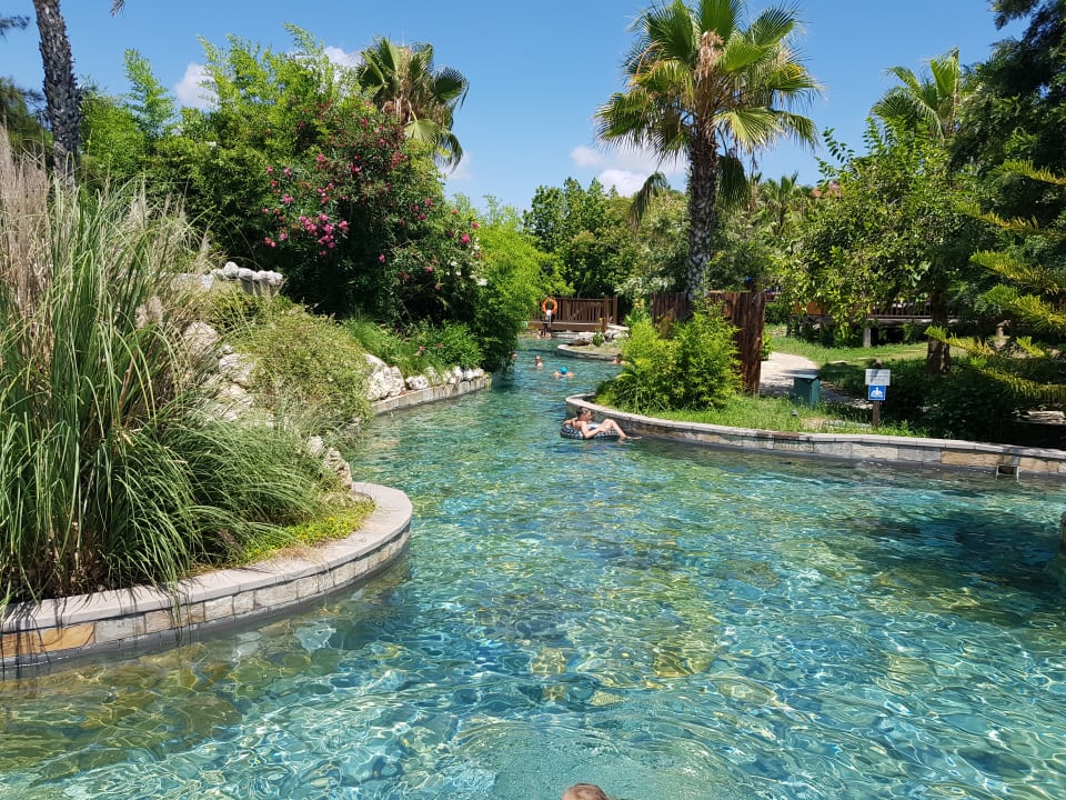 Pool Club Grand Side