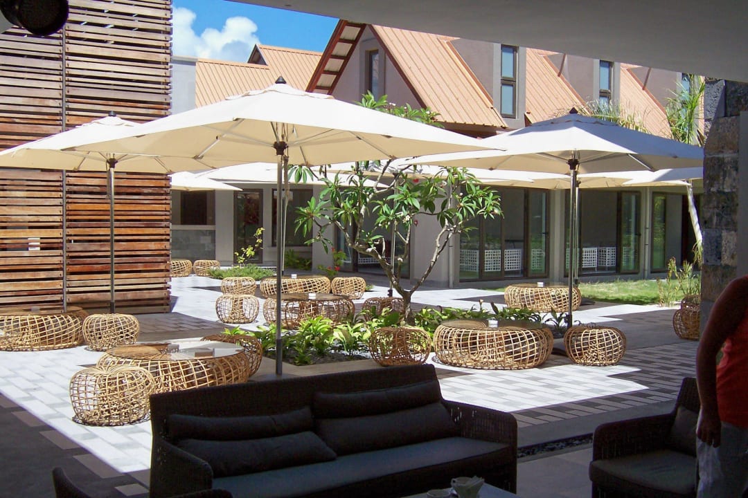 Freisitz Crystals Beach Resort Belle Mare, a member of Radisson Individuals