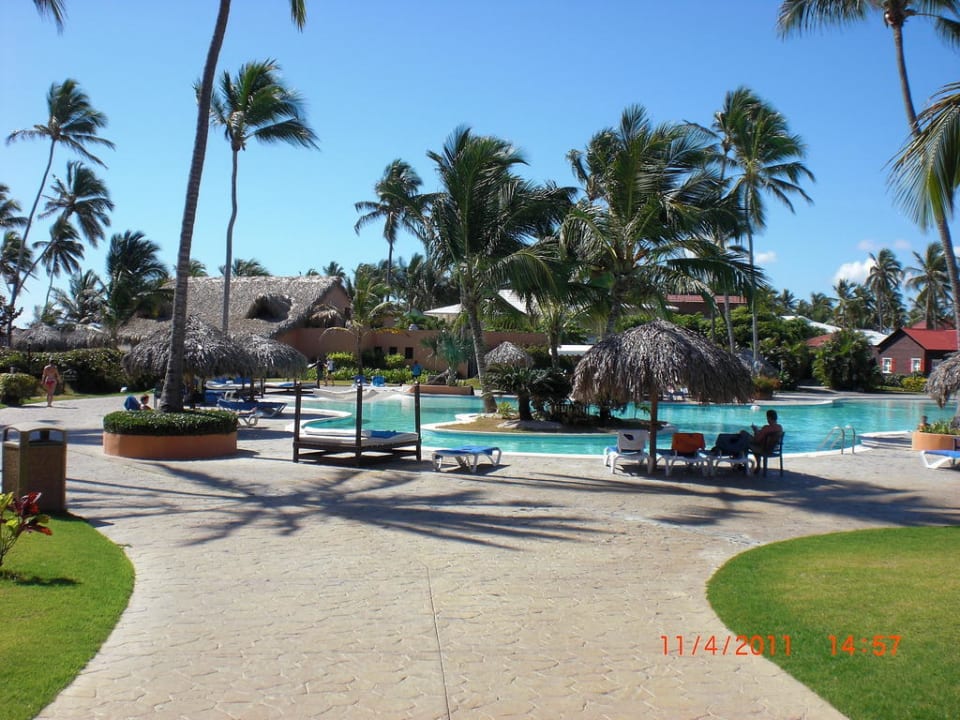 Pool von Eingang Unterkunft 5000 er Punta Cana Princess All Suites Resort & Spa