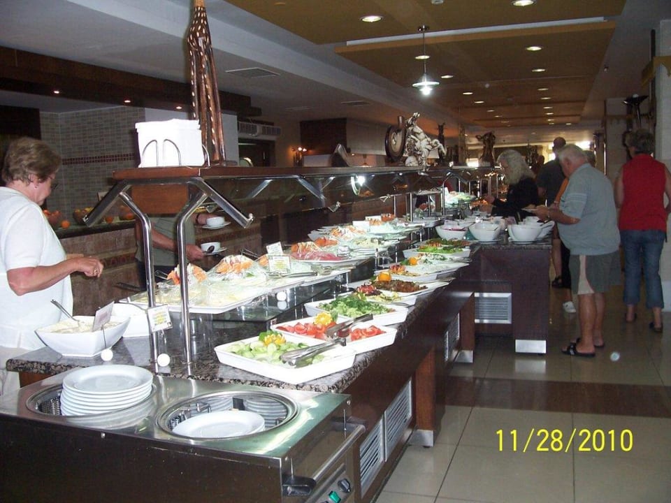 Teil des Buffets Sherwood Exclusive Lara