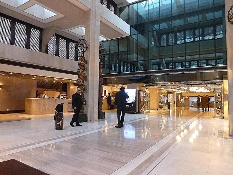 Eingangsbereich Hotel Melia Castilla