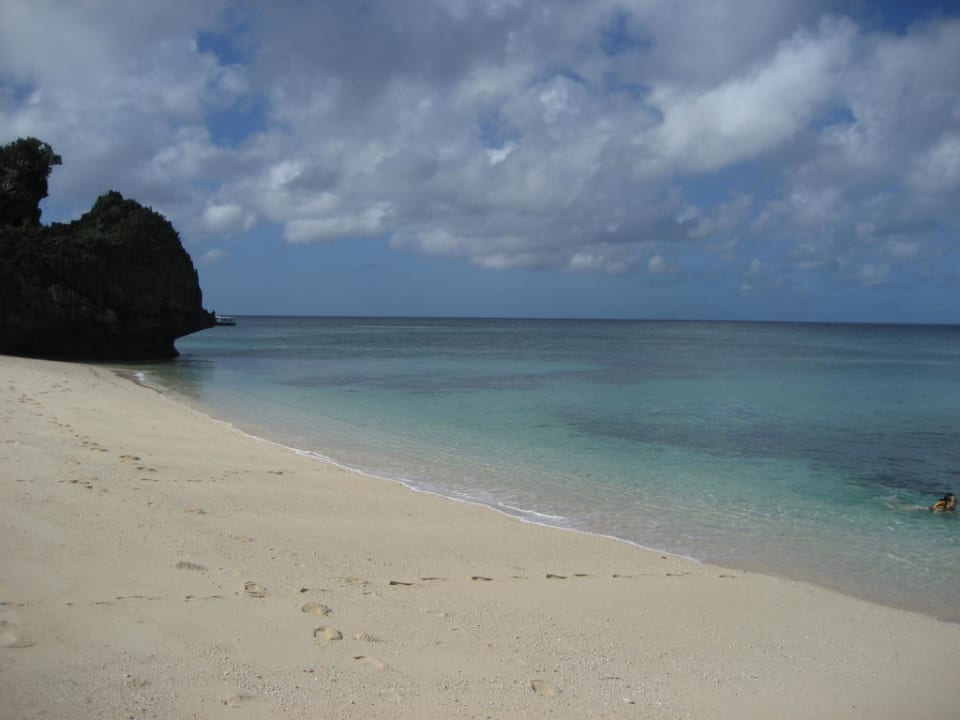 Strand 1 Hotel Shangri-La's Boracay Resort & Spa