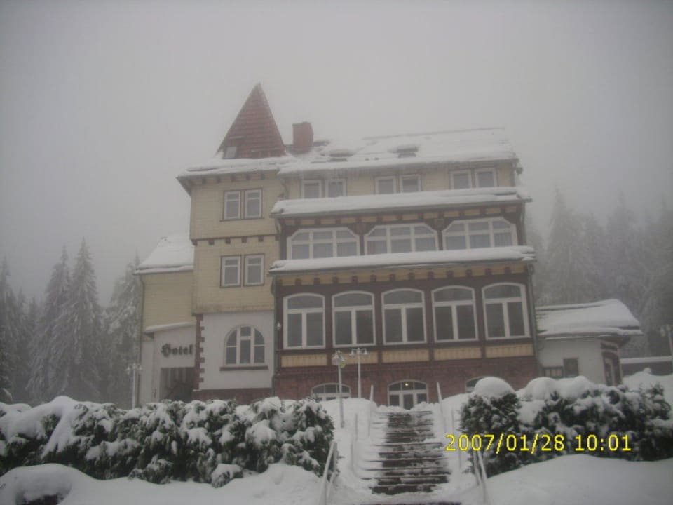 Spießberghaus in Winterlandschaft Hotel Spießberghaus