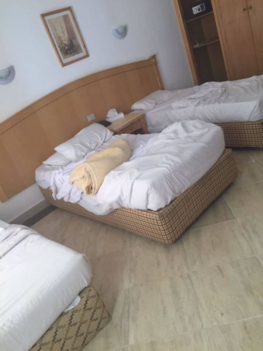Doppelzimmer mit 3 Einzelbetten Pickalbatros Alf Leila Wa Leila Resort - Neverland Hurghada