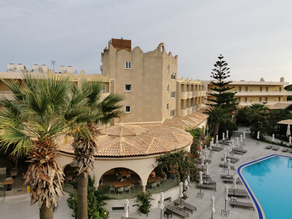 Außenansicht Hotel Kalithea Mare Palace