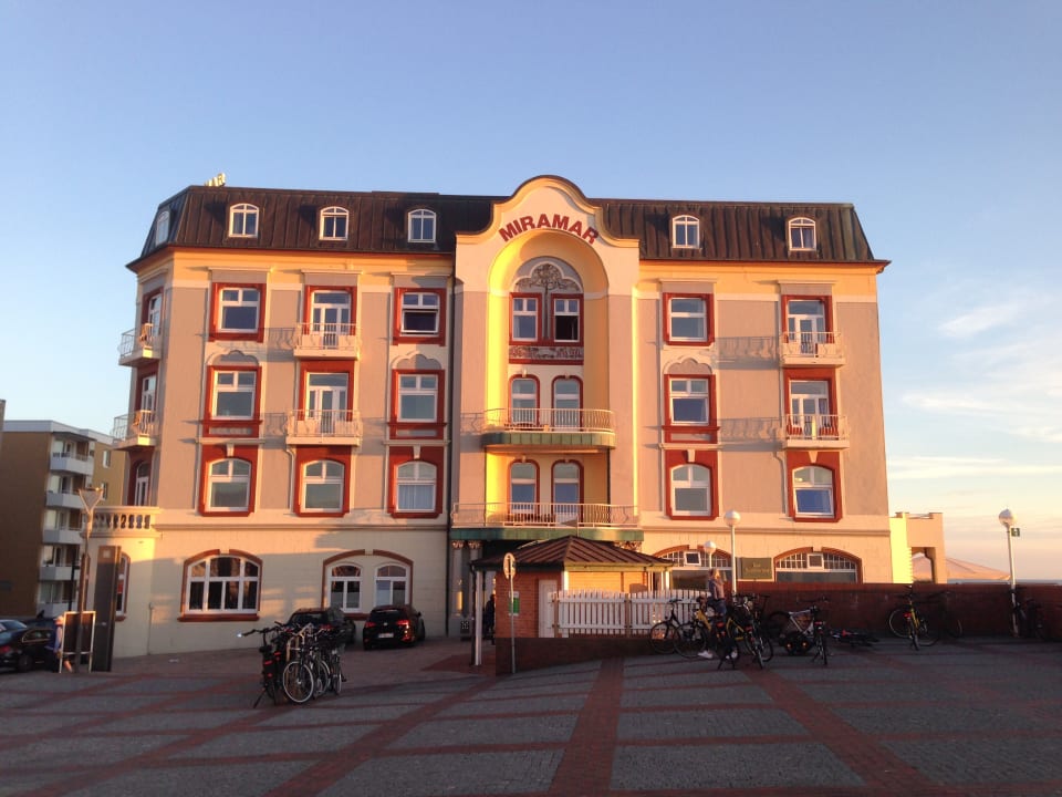 Außenansicht Hotel Miramar