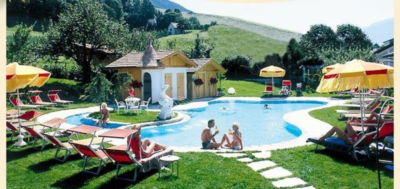 Frei Schwimmbad Hotel zur Sonne