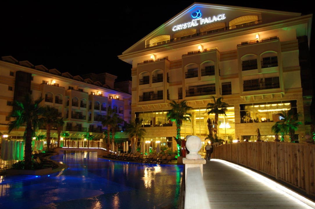 By night Diamond Excellence Resort & Spa