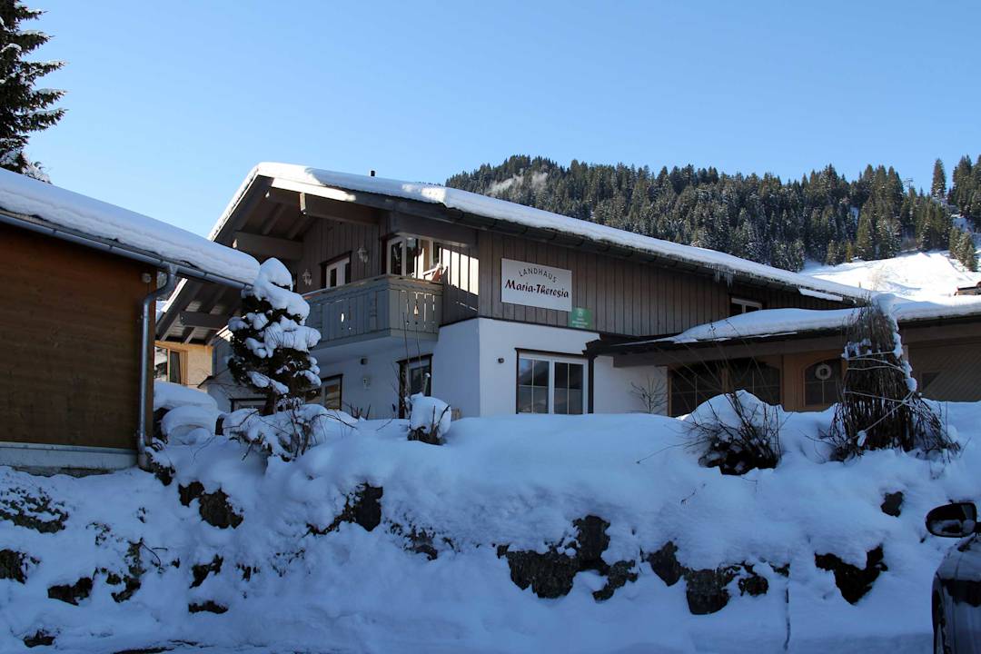 Außenansicht Landhaus Maria Theresia