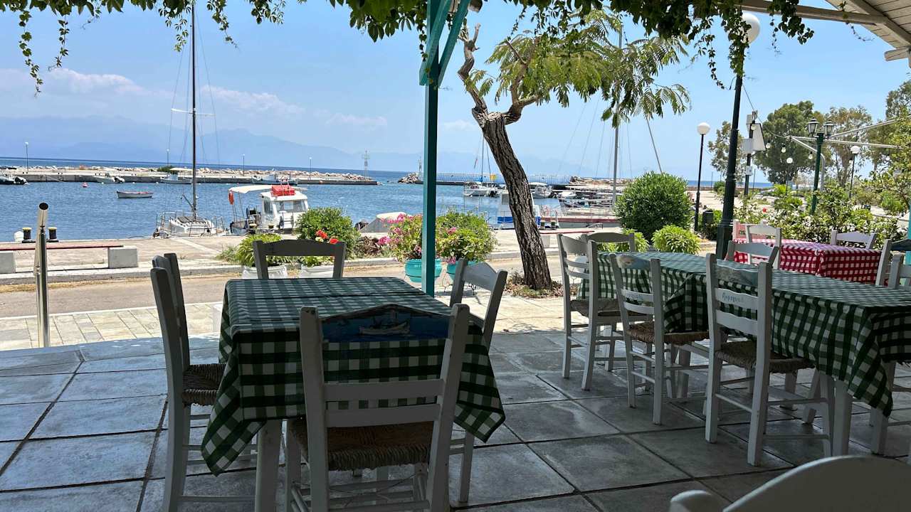 Gastro Akroyali Hotel & Villas