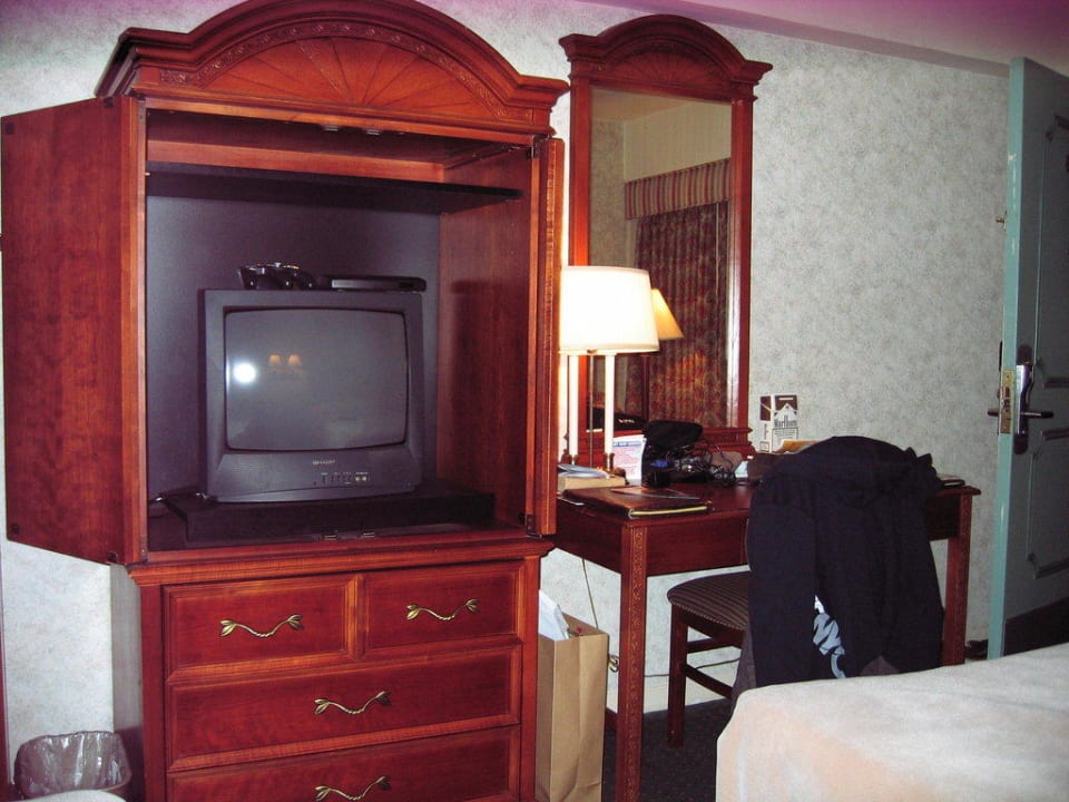 TV / Schreibtisch Hotel Travel Inn