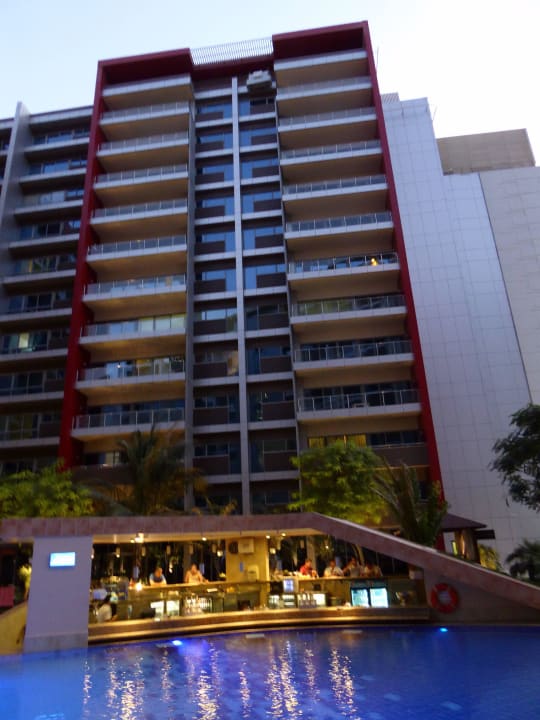 Pool Park Rotana Abu Dhabi