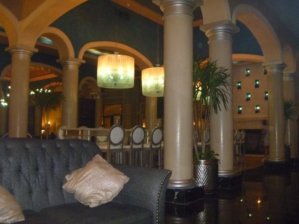 Lobby bar JAZ Aquamarine Resort