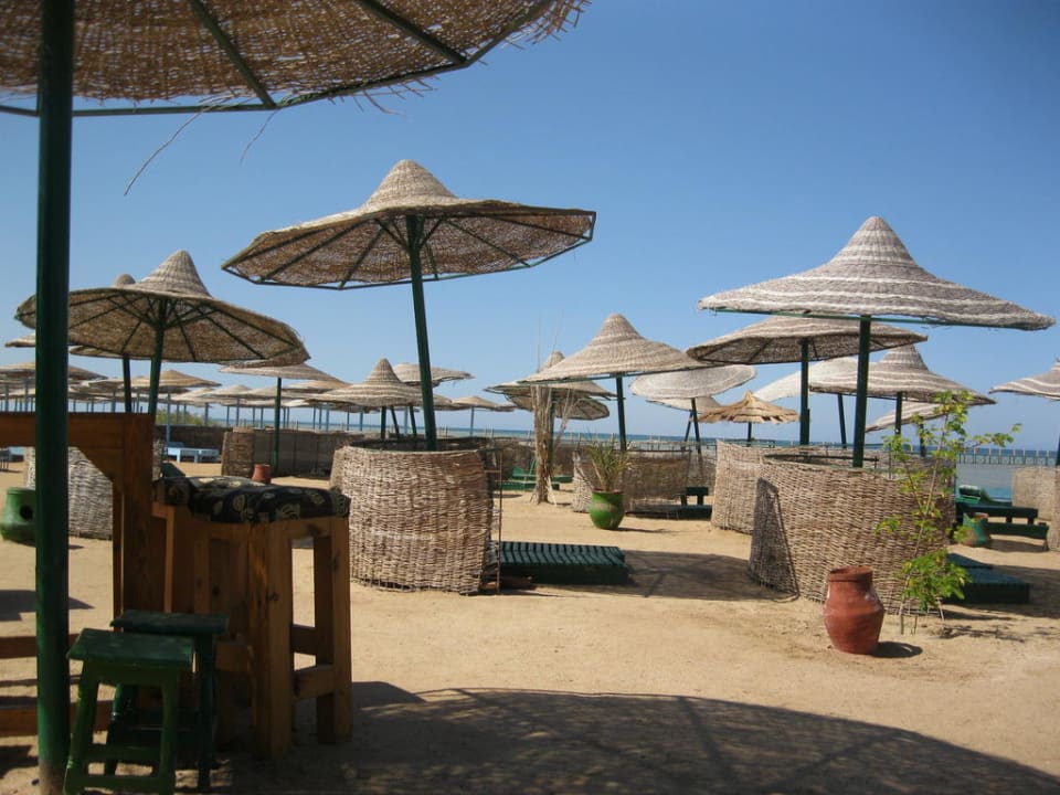 Пляж Panorama Bungalows Resort El Gouna
