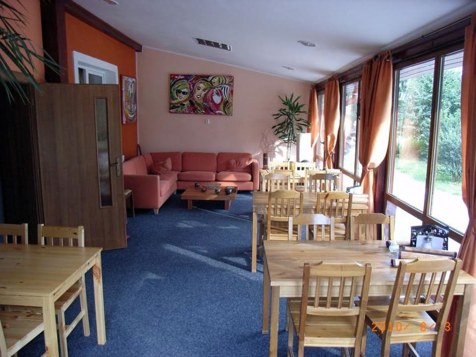 Sehr schöner Aufenthalts- und Frühstücksraum Apartments Pension Aqualand